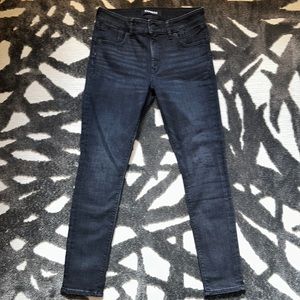 Express jeans size 6s. Charcoal color, denim perfect lift